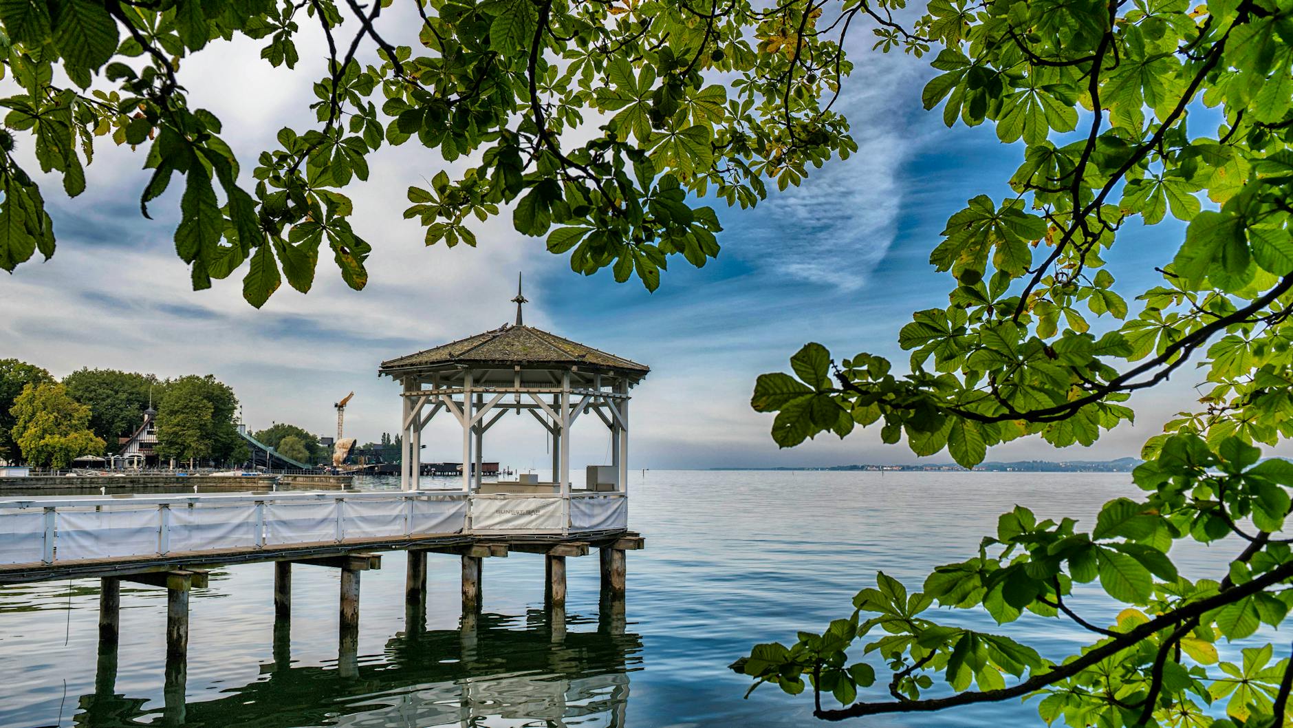 Blick auf den Bodensee in Bregenz — Ma Ma Hotel